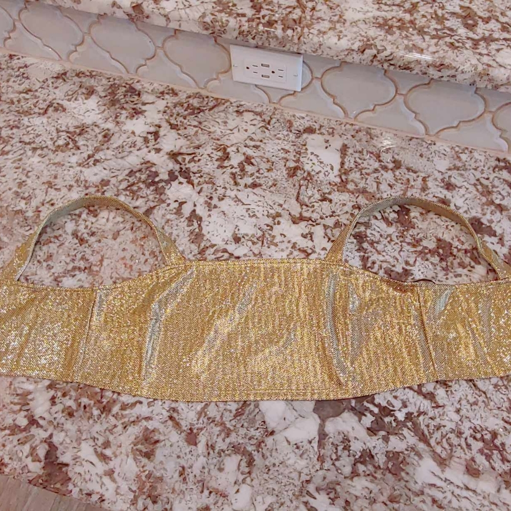 Sincerely Jules Gold crop top